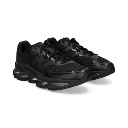 deportivo-nylon-total-negro