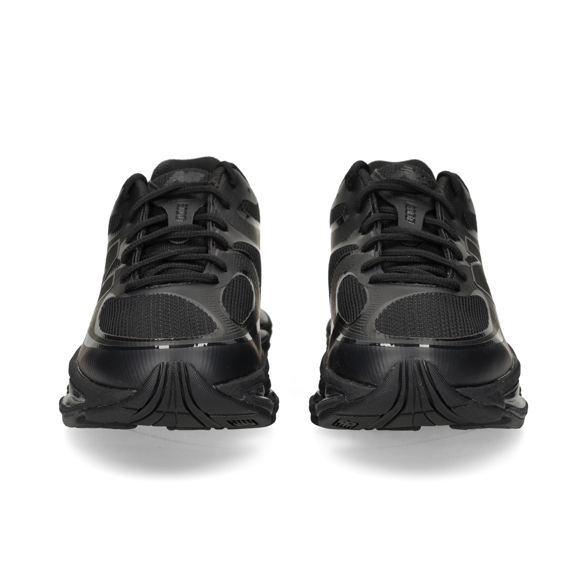 deportivo-nylon-total-negro