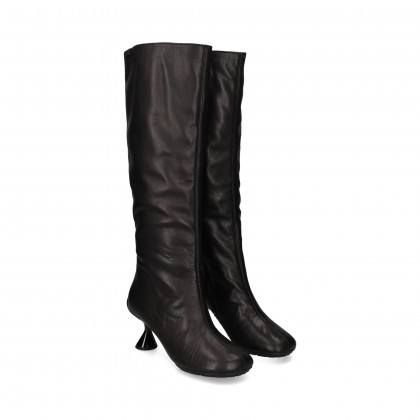 bota-plataforma-piel-negro