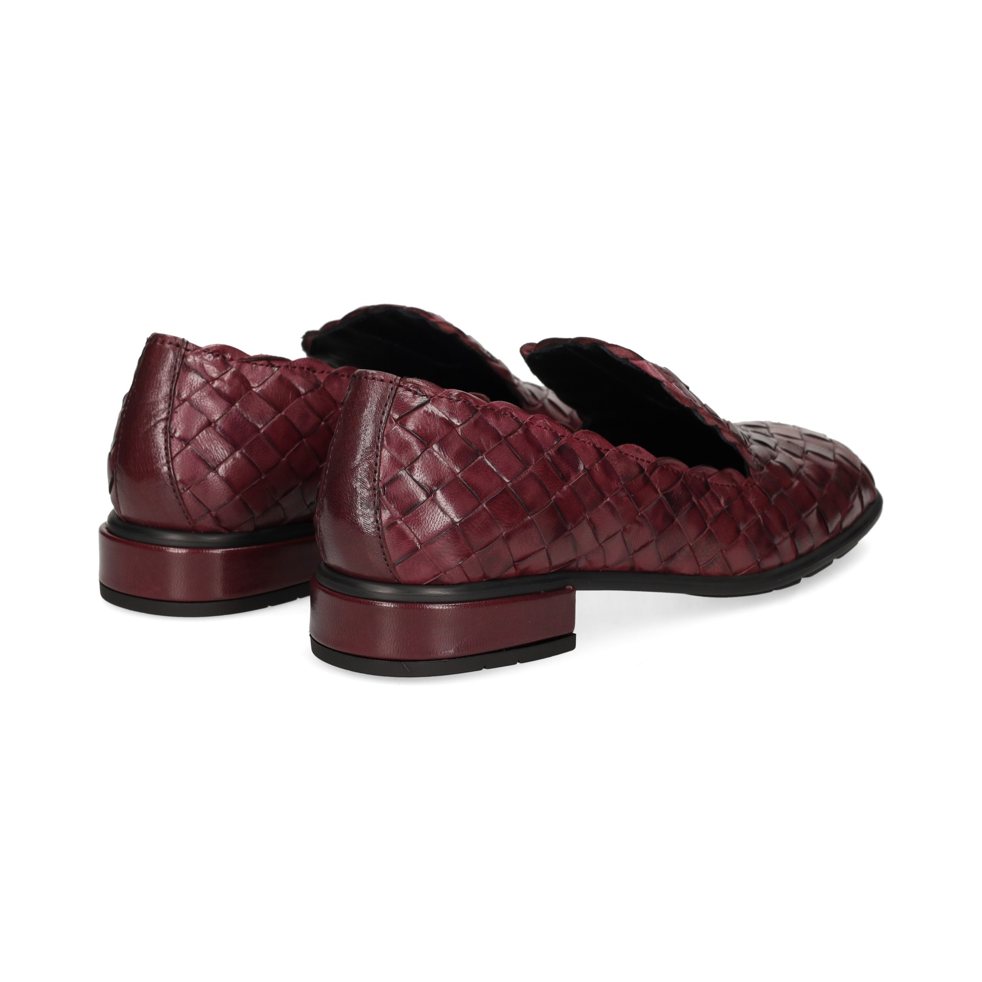 mocasin-copete-trenzado-piel-burdeos