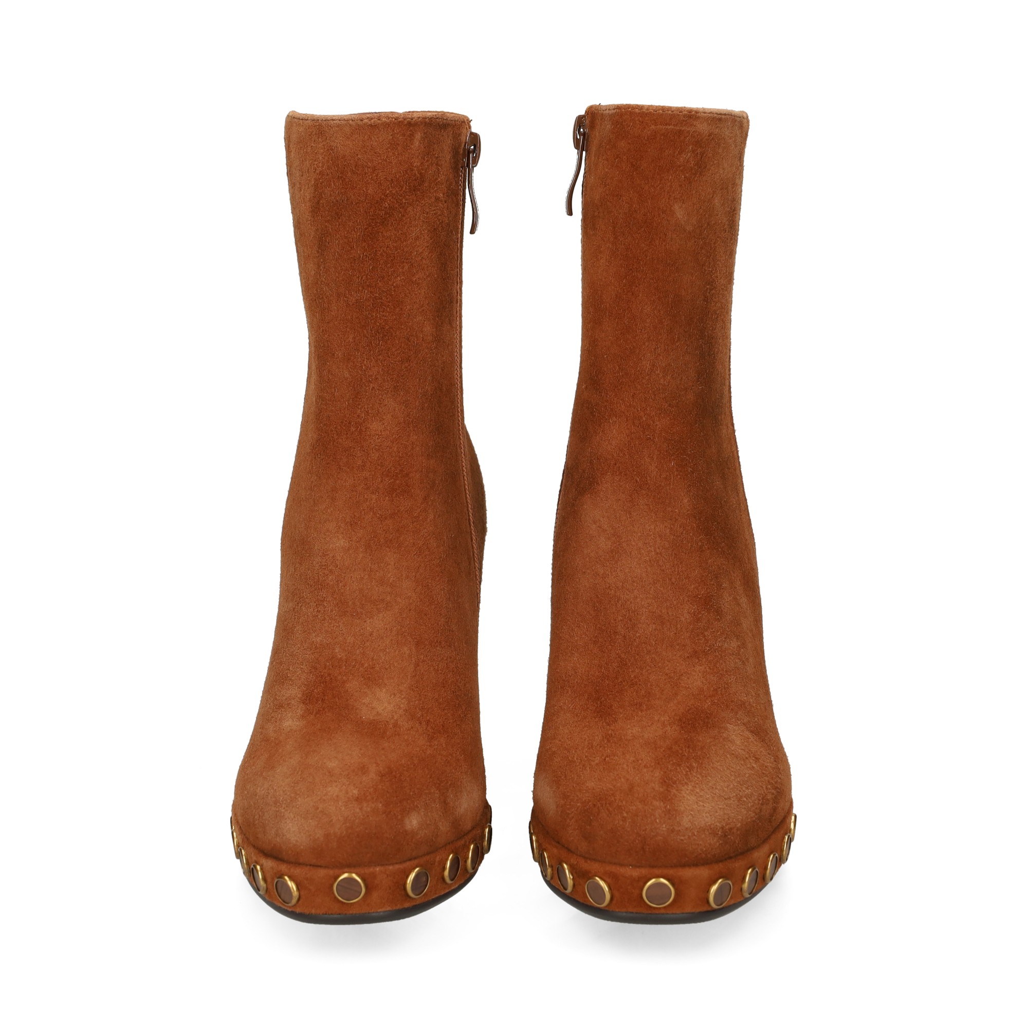 botin-tachuelas-contornoo-ante-cuero