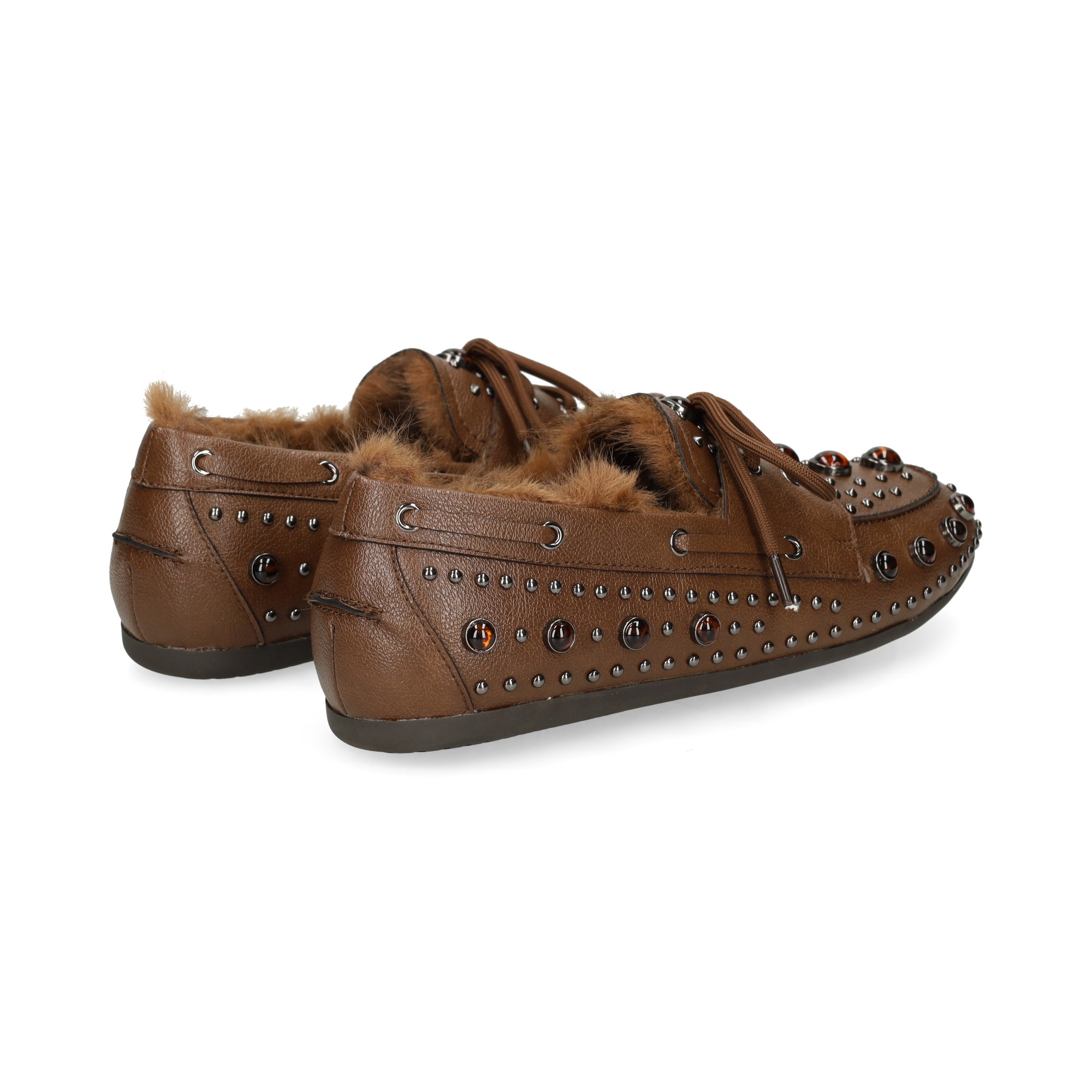 mocasin-tachas-pelo-interior-marron