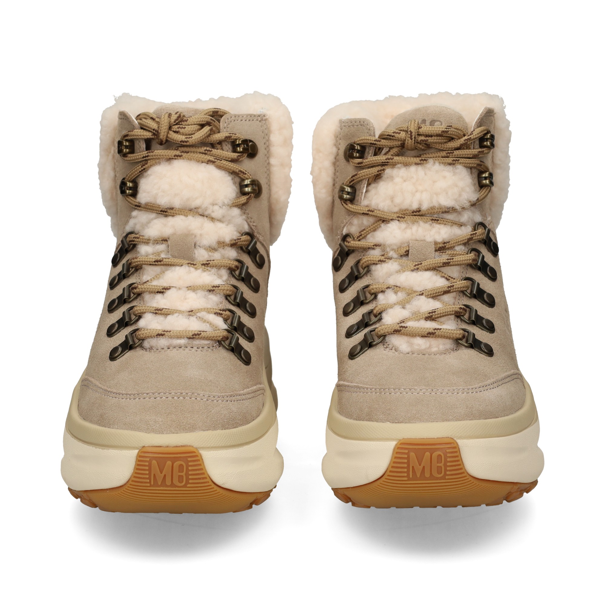 botin-deportivo-ante-borrego-beige