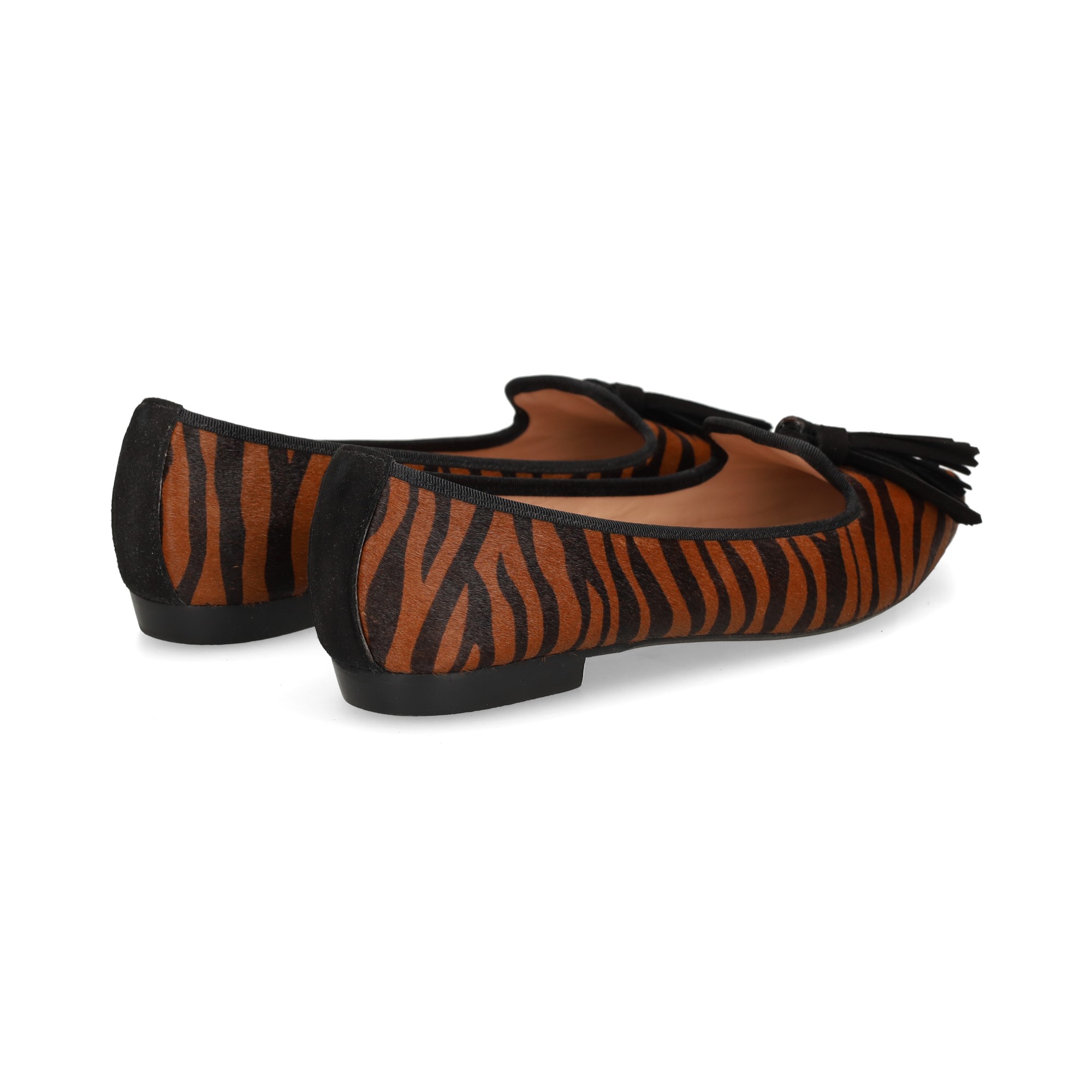 copete-pelo-cebra-marron-negro