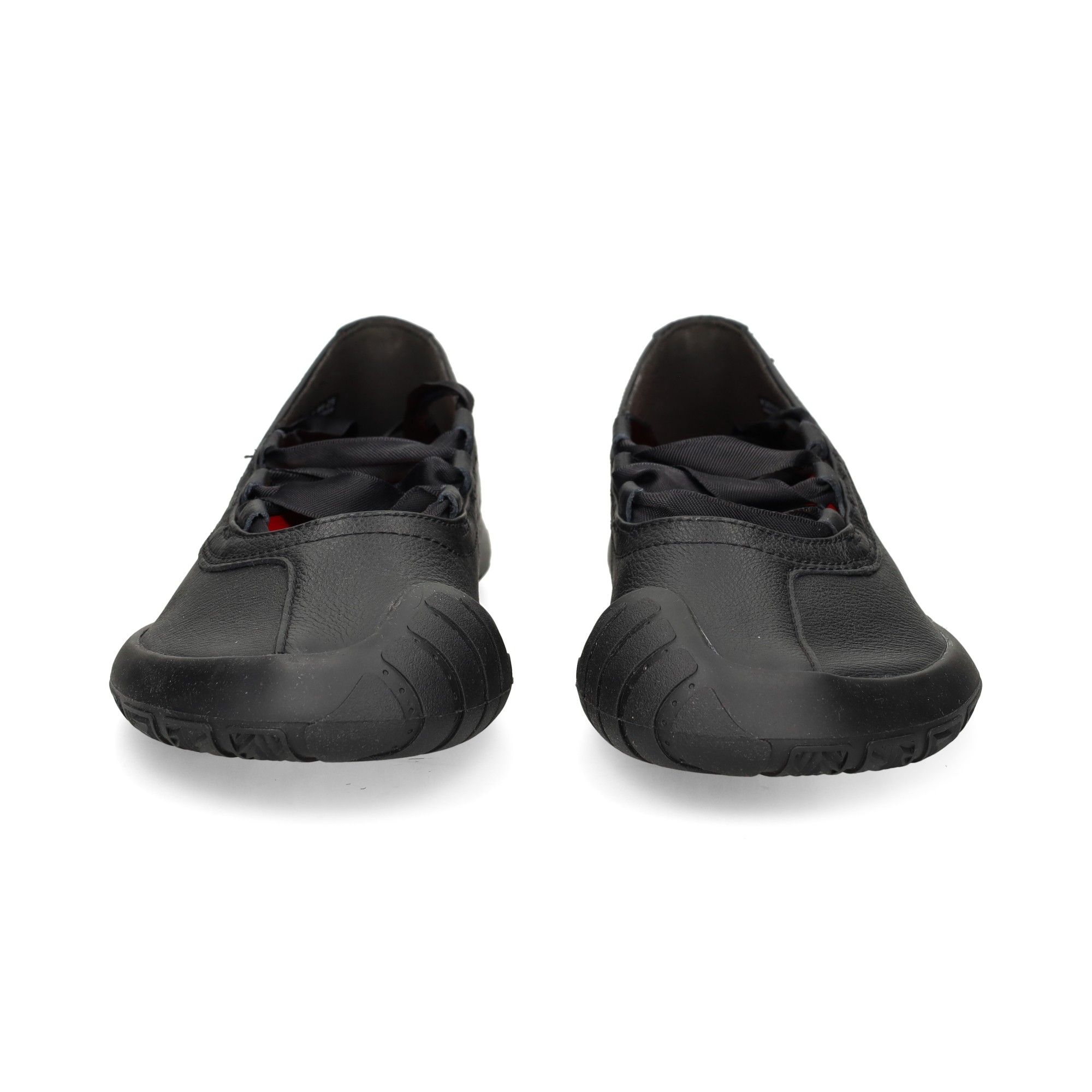 bailarina-acordonada-piel-negro