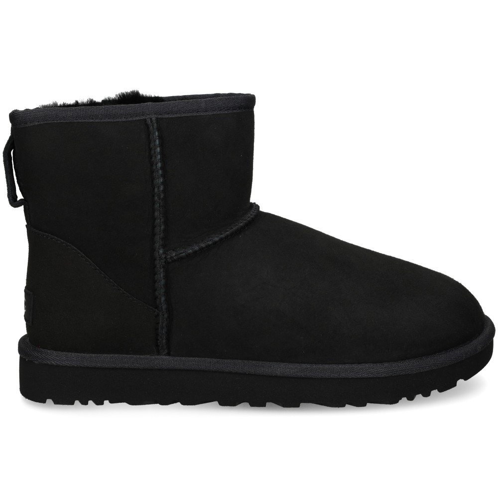 UGG Botas 'UGG Classic Mini 2 Stiefel schwarz 1016222' negro – imagen 2